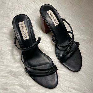 Steve Madden sandals size 7 color black